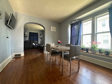 1309 S Main St, Bloomington, IL 61701 - photo 7