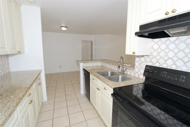 10639 Braes Bend Dr unit C10639, Houston, TX 77071 - photo 6