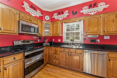 3007 Younts Ln, Greensboro, NC 27406 - photo 7