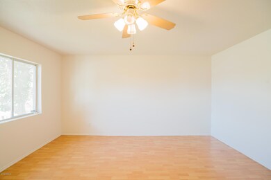 4034 W Alice Ave unit 5, Phoenix, AZ 85051 - photo 7
