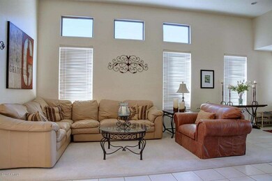 LivingRm_3052