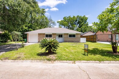 5722 Melanite Ave, Houston, TX 77053 - photo 2