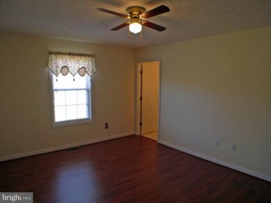 141 Martz Dr, New Market, VA 22844 - photo 5