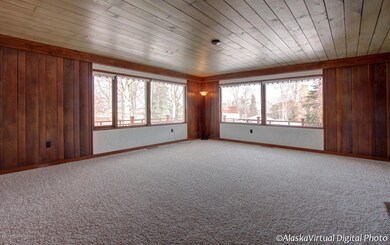 Spacious living room w/peek-a-boo views