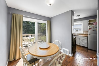 1059 W Summit Ave, Muskegon, MI 49441 - photo 6