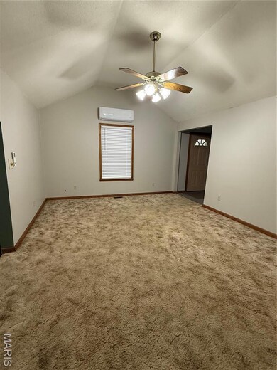 8653 Reichl Dr, Cedar Hill, MO 63016 - photo 4