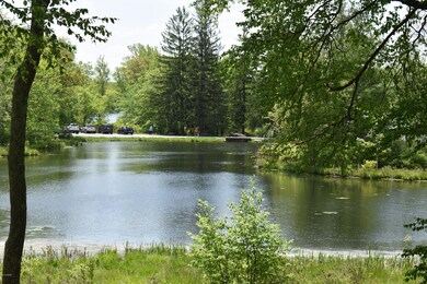 112 Widgeon Ln, Hawley, PA 18428 - photo 2