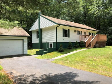 116 Clubhouse Dr, Hawley, PA 18428 - photo 3