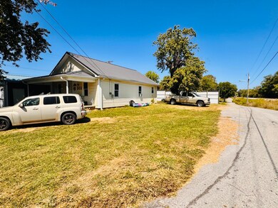 209 Orchard St, Science Hill, KY 42553 - photo 5