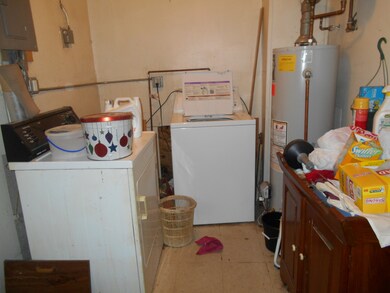 2215 Jethro Ave, Zion, IL 60099 - photo 7