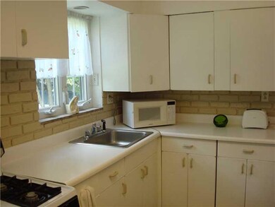 Kitchen. Room Size 9 x 14  7