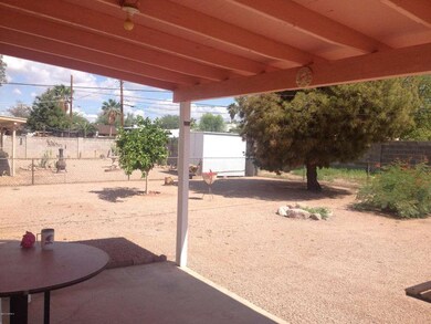PATIO/BACKYARD