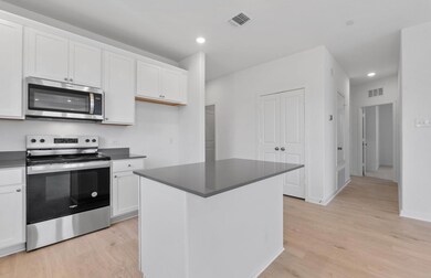 1016 Kerr Ct, Temple, TX 76501 - photo 4