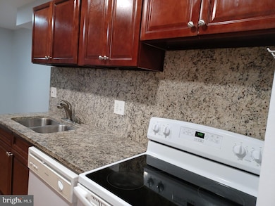 458 Girard St unit 398, Gaithersburg, MD 20877 - photo 6