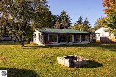 121 Haddix Blvd, Barryton, MI 49305 - photo 2