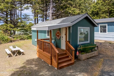 HOLIDAY HILLS #70 (EXTERIOR) (4)