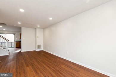 20208 Bar Harbor Terrace, Ashburn, VA 20147 - photo 2