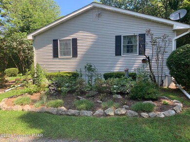 118 Getz Ln, Stroudsburg, PA 18360 - photo 3