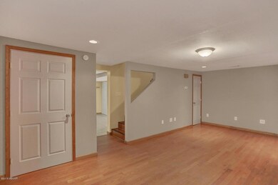 117 E Mechanic St, Muncy, PA 17756 - photo 3