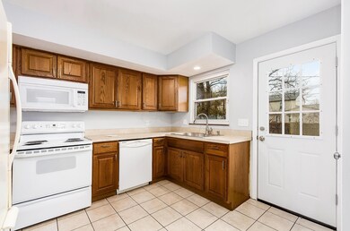 3748 Ganson Dr, Columbus, OH 43224 - photo 4