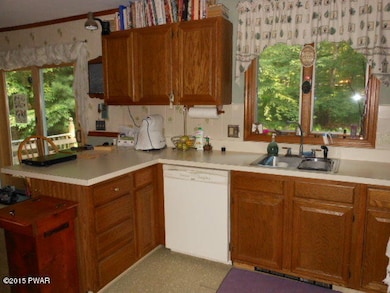 103 Elk Ct, Dingmans Ferry, PA 18328 - photo 7