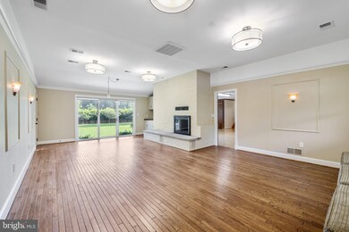 2320 Parallel Ln, Silver Spring, MD 20904 - photo 5