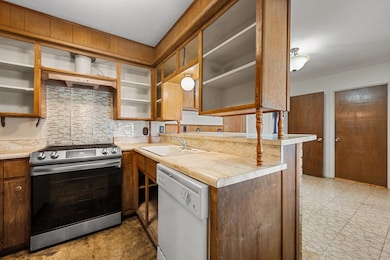 5440 48th St, Lubbock, TX 79414 - photo 7