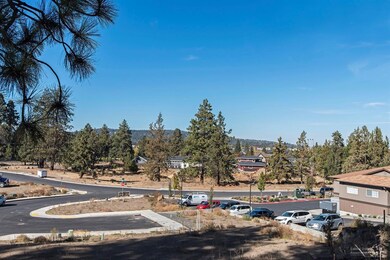 0 SW Riverwalk Ln unit 23 201905579, Bend, OR 97702 - photo 3