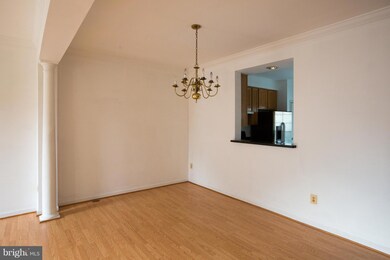 2015 Madrillon Springs Ct, Vienna, VA 22182 - photo 6