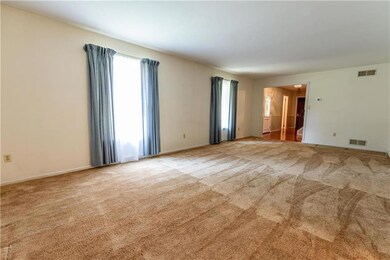 1175 Stones Crossing Rd, Easton, PA 18045 - photo 6