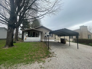 1527 Ravenswood Dr, Columbus, IN 47201 - photo 3