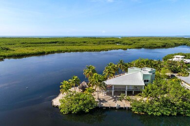 465' of Waterfront