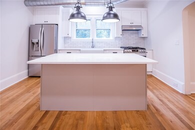 82 High St unit 1N, Bristol, RI 02809 - photo 3