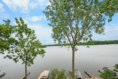 11-730 Cliffs Dr
