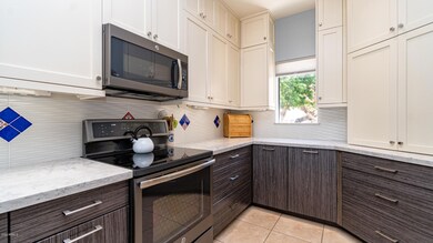 6122 E Nance St-16