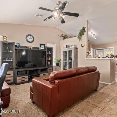 552 E Harrison St, Chandler, AZ 85225 - photo 3