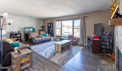 2613 9th Ave NW-17