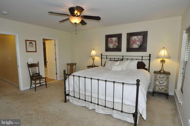 22822 Ferncrest Terrace unit 18E, Broadlands, VA 20148 - photo 6