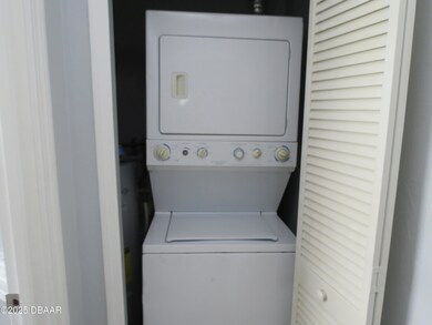 167 Cardinal Dr unit A, Ormond Beach, FL 32176 - photo 6