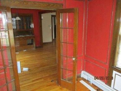 576 Chandler St, Worcester, MA 01602 - photo 6