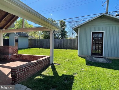 6618 Cavalier Dr, Alexandria, VA 22307 - photo 4