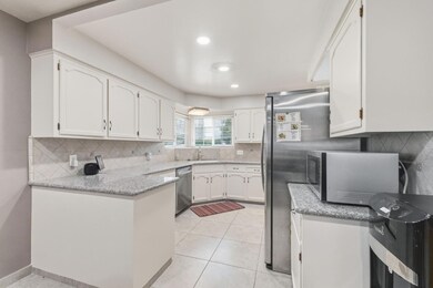 6594 N Fresno St, Fresno, CA 93710 - photo 7