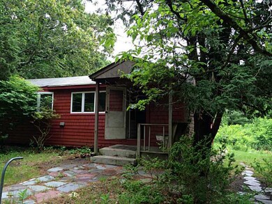 255 Abraham Rd, Riverside, RI 02915 - photo 2