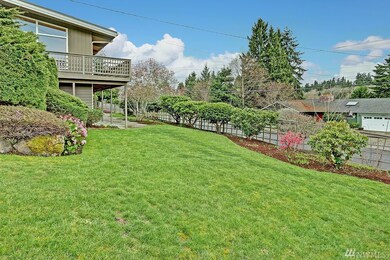 8004 SE 36th St, Mercer Island, WA 98040 - photo 2