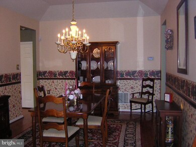 628 Bellflower Rd unit V234, Langhorne, PA 19047 - photo 3