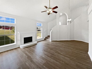 1726 Hillcrest Ct, Balch Springs, TX 75180 - photo 3