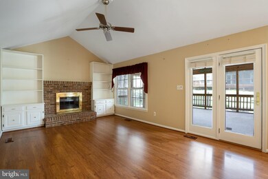 27 Spinning Wheel Ct, Germantown, MD 20874 - photo 7