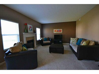 12074 Seahawks Ln, Fishers, IN 46037 - photo 3