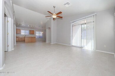 10886 S Arrowhead Spring Dr, Vail, AZ 85641 - photo 4