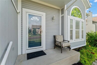 15651 Conser St, Overland Park, KS 66223 - photo 4